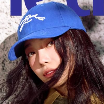 _hellobeck's profile picture. Sesang ☘️ | Blackjack | VIP | 🐼💙🌼 | Kpopaparazzi