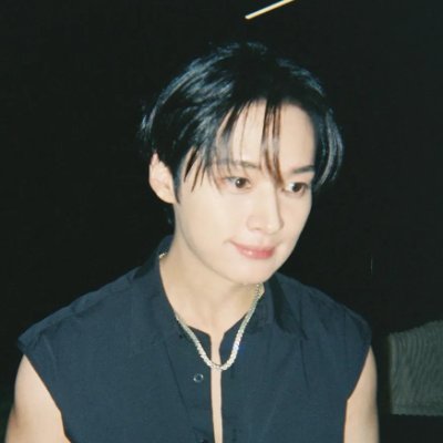I don't give a 쉿, move if you wanna live
~she/her~26~