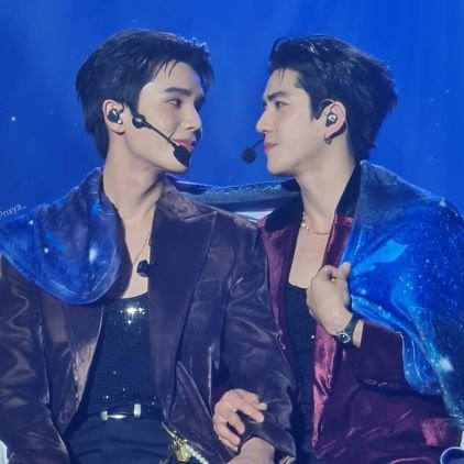 cah_doWoo's profile picture. Kpopper de carteirinha // BL lover com orgulho
Multi-fã sem limites: BTS, ATEEZ, Monsta X & EXO no coração
Sobrevivo de surtos, fancams e ships que me destroem