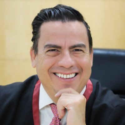 lictemo's profile picture. Juez de Distrito de Carrera Judicial. Aquí las cosas como son, no lo que dicen que son. #Lajusticianoseimprovisa #Yosoytujuez Opiniones personales
