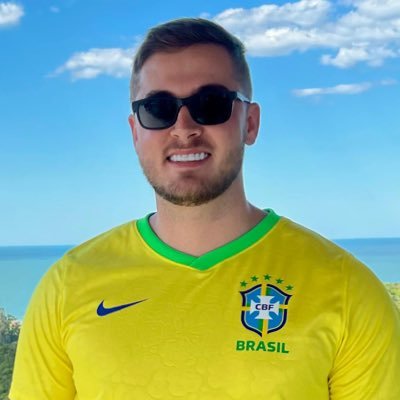Fundador & CEO da https://t.co/ztTpETQk4l | Construindo a ponte entre Pix e Stablecoins | Blockchain | Tokenização | Mercado Imobiliário