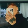 JulianaArv's profile picture. TRAPBR • VIVÊNCIA LÉSBICA • | Um ser humano em constante evolução mas que as vezes tem vontade de mandar todo mundo tomar no cu.
