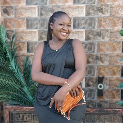 I'm a beautiful lady who dreams of making the best out of life no matter how tough and rough the journey may turn out to be. I'm strong, I'm bold and I'm me😊❤