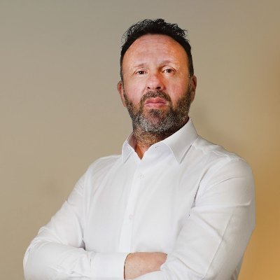 Founder @EvolutPlatform · Programador en formación (DAM + 42) · Construyendo futuro en la intersección entre talento y tecnología.