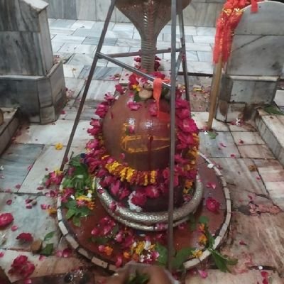 DhaniT30703's profile picture. 🔥 हर हर महादेव 🔥 
🔥 काल से वो डरे जो कर्म करे चांडाल का 
 🔥काल भी उसका क्या बिगाड़े जो भगत हो महाकाल का
🔥 हर हर महादेव 🔥
🔥 ब्राह्मण 🔥