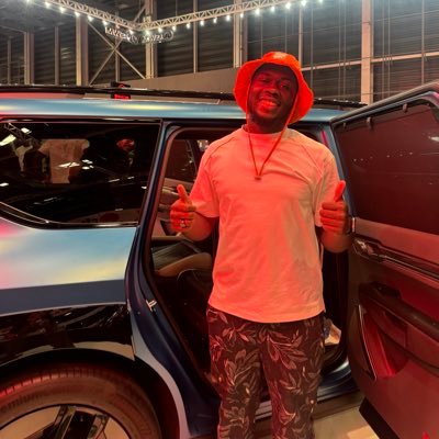 j_nxhx's profile picture. 👻: junior-nahi0📬: Juniornahi17@gmail.com