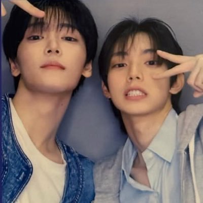 lipwenist's profile picture. on that familyz coke #崔立于