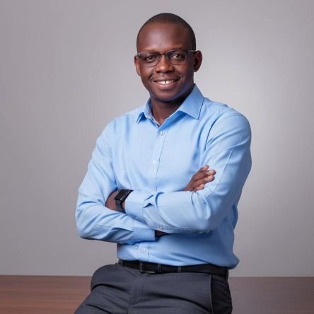 CEO & Cofondateur @KryptaPay 📱 | Expert Blockchain, DeFi & Web3 💡 | Spécialiste Paiements Digitaux & Transferts 💸 | Formateur & Conférencier | Consultant 🚀