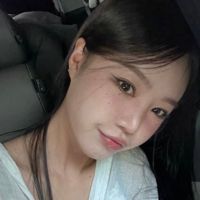 txeditos's profile picture. jeongin please tell us what bread you are today