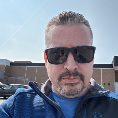 nickleveille80's profile picture. 
