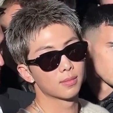 glossyyoongles's profile picture. Rage and Grace