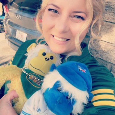 God First🙏ELKS-EE 🏈Bluejays💙⚾️I dream in💚💛Remember if you fumble the ball you can always pick it up. 3️⃣0️⃣EE seasons 29yr ironman🧜🏽♀️in disguise1️⃣3️⃣