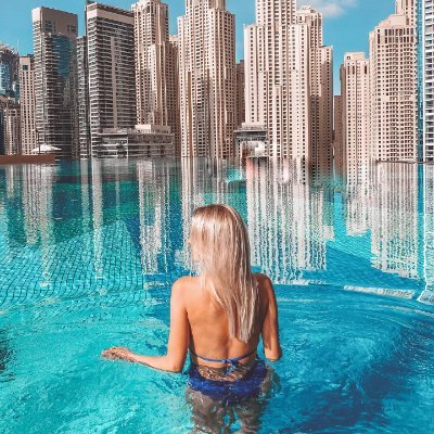 081986_Dot's profile picture. Hurt, got up alone, forgot all the pains of life. until continued success in life