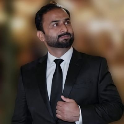 انسان میں معیار ہونا چاہیے غرور تو دو ٹکے کے لوگ بھی کرتے