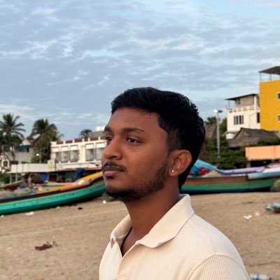 How strange it is that we love and leave in the same way...
Sports freak 🏏🏸⚽
cyclist 🚲😌
Velammalian19'||Sastraite 23'