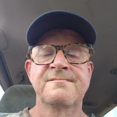 MartinVanh87086's profile picture. 