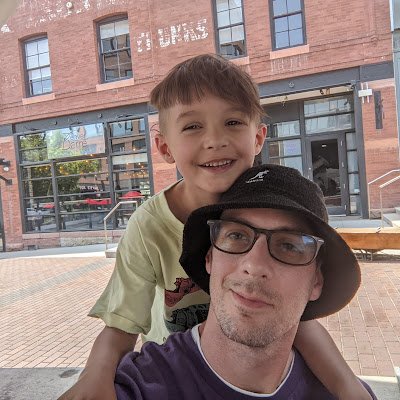 RobinsonEv64738's profile picture.