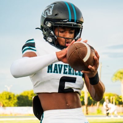 Jacarri Watson // 5’9, 165lbs // Ath C/O 2027 // Student Athlete📚 https://t.co/98MA1O1EIL