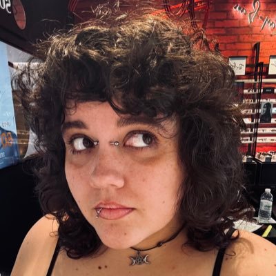 👾You and me fit so tight. QOTSA👾https://t.co/jVSlTqfysA