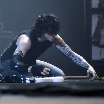 fennmustdie's profile picture. he/him - 20 - FREAK!!!!!!