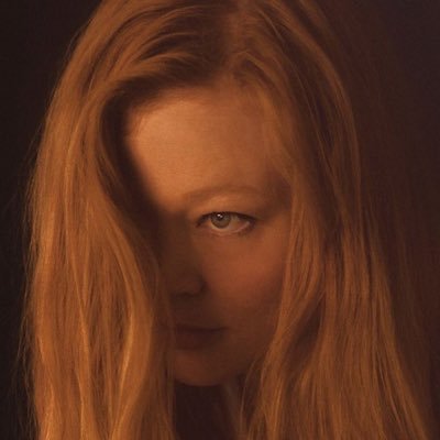 aspiring film student and competitive fangirl | she/her • 20 • aries • https://t.co/lYUtsMkvW5