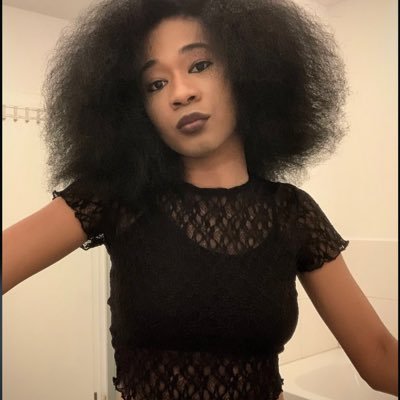 yankaNabyy's profile picture. im like if valentines day and halloween had a baby🥀 https://t.co/RI2U26zb3g