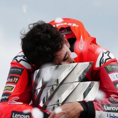 pika___pikapika's profile picture. #MM93 #AM73