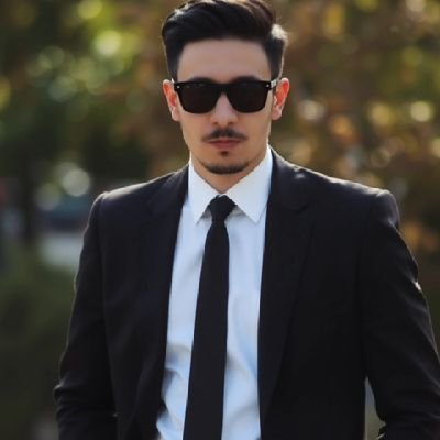 IbrahimLangou's profile picture. ماستر 2 إتصال و علاقات عامة  . 🇩🇿
ليسانس علم النفس الاجتماعي .   🇩🇿