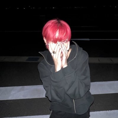 28lufdez_'s profile picture. así soy ahora 🎸 @lmoonmint