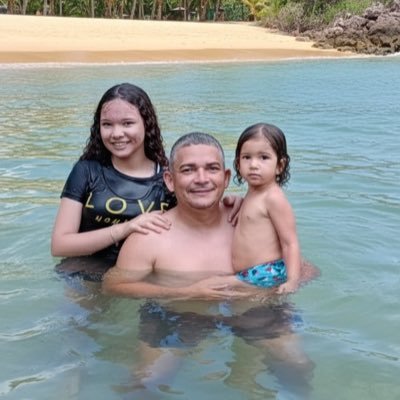 j_lima_10's profile picture. 