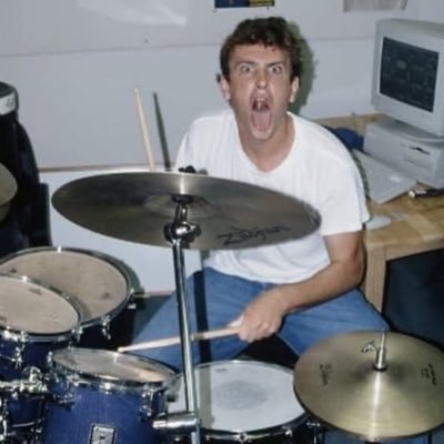 thoughnervous's profile picture. 2real2earnest fan account