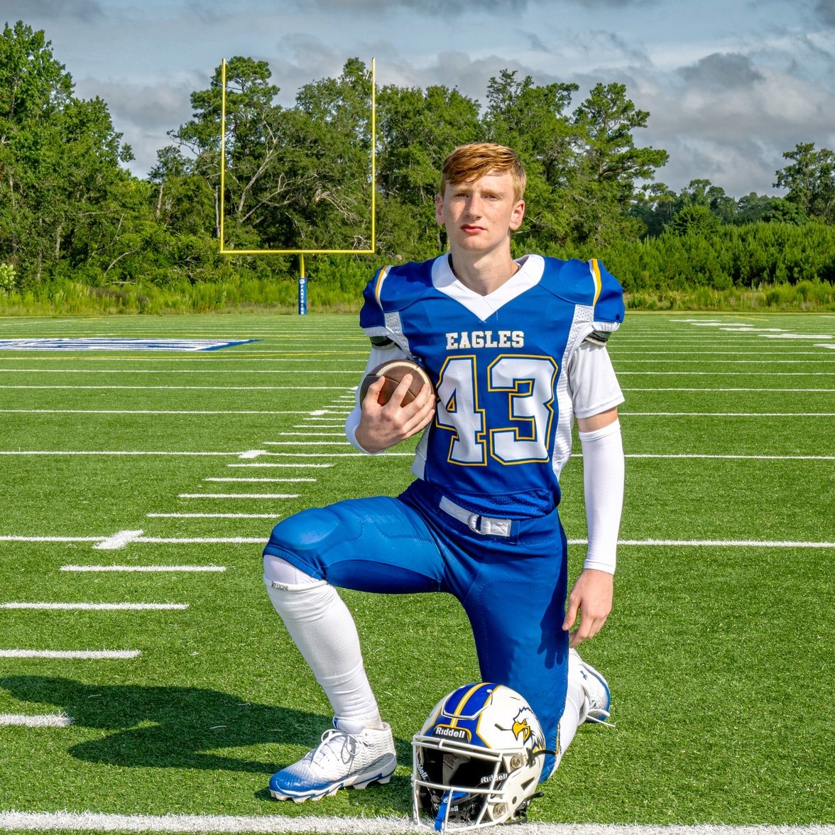 DE/TE | 6’2 185 | Augusta Eagles | #43 | @Coach_J_Whiting | 4.9 40 | C/O 2029 |