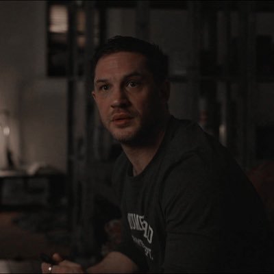 That oomf who does not play about Tom Hardy & Sophie Thatcher. #PipelinePunchAkgae4Life
