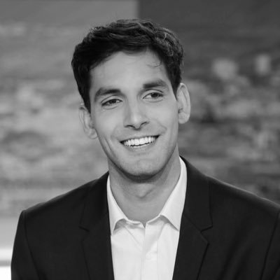 Journaliste @francetele @lcp || passé par les services politique🏛️ et culture 🎶 || Formé à @esjlille 🎓|| Escrime passion 🤺
