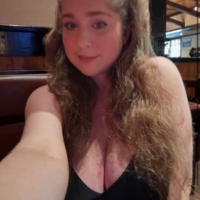 cheristoney's profile picture. I've got the funds, Let's make a deal that leaves us both smiling text me on telegram if you’re interested https://t.co/OEGhmIlsXv