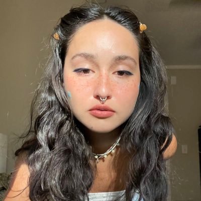 PayLeahXO's profile picture. your unethical latina princess