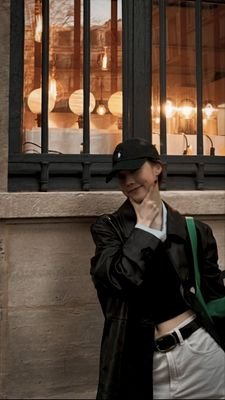 aezennzen's profile picture.