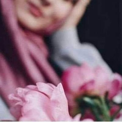 ﴿مَا عِنْدَكُمْ يَنْفَدُ وَمَا عِنْدَ اللَّهِ بَاقٍ﴾. 🌸
