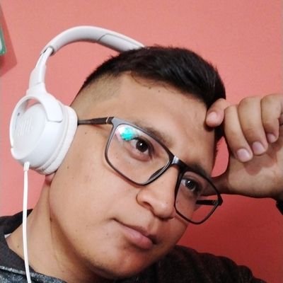 fabrialmeida17's profile picture. Ingeniero de Software 💻