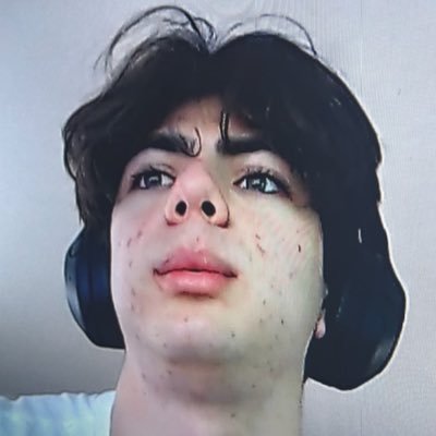 dyfyjr's profile picture. e