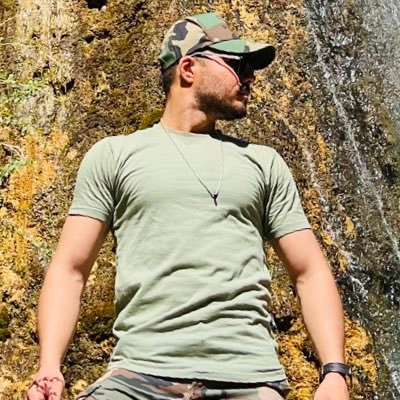 Mohammad_E96's profile picture. الْعَجَلَ الْعَجَلَ يَا مولايَ يَا صاحِبَ الزَّمان🤲 حيدريم فداى سيد على ام
