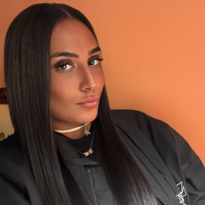 chella_xxxm's profile picture. 