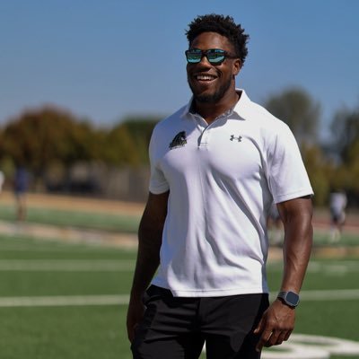 DL/OLBs @SJDCFootball | UTSA Alum | Mississippi Native | #DontNobodyCare #EBE