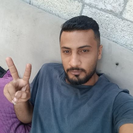 I am Mahmoud Abed from Gaza, a social activist who helps the people of Gaza and the children of Gaza.