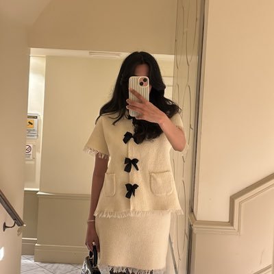 beautifulrire's profile picture. 