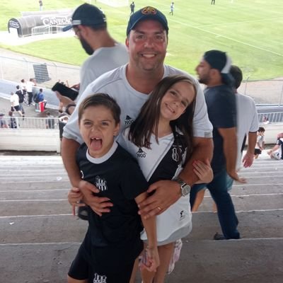 RogerZuben's profile picture. Sou pai e marido orgulhoso da minha família! AAPP