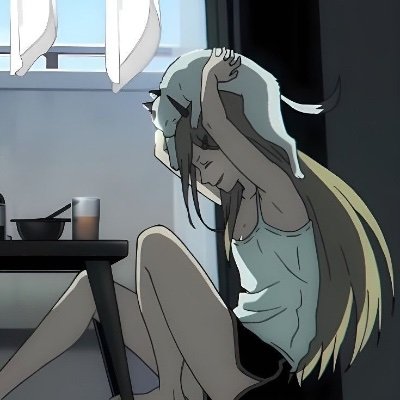 aetherblonde's profile picture. pretty blue sky