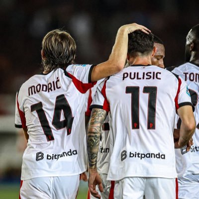 Words are just what? Nothing, complicated airflow. @acmilan - @rogerfederer
