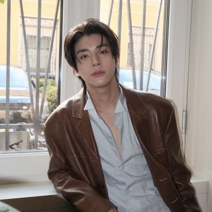 dearsiiim's profile picture. jake playlist