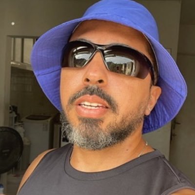 hagassito's profile picture. Não sei oq faço aqui, criei esse perfil na quarentena! Agora eu sei: SCFC 🇾🇪